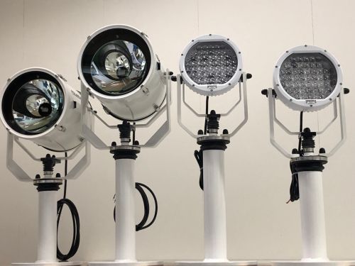 SL320 and SL240, manually operated Halogen and LED searchlights 